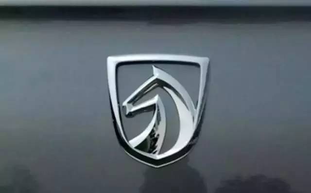 行業丨北汽logo被批丑爆了！網友出手怒改車標！