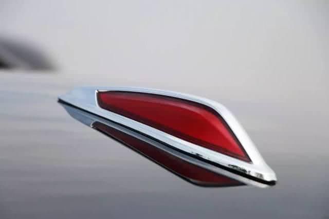 全世界較有底蘊的3個車標，第二個較丑，第三個為國爭光！