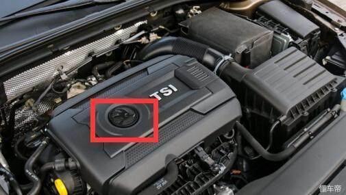 買了輛斯柯達，無意間撕下車標，卻驚喜發現這個，是廠家開玩笑么