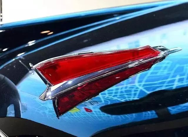 車標越丑越火？這幾款高逼格的車標，在國內(nèi)一個比一個慘！