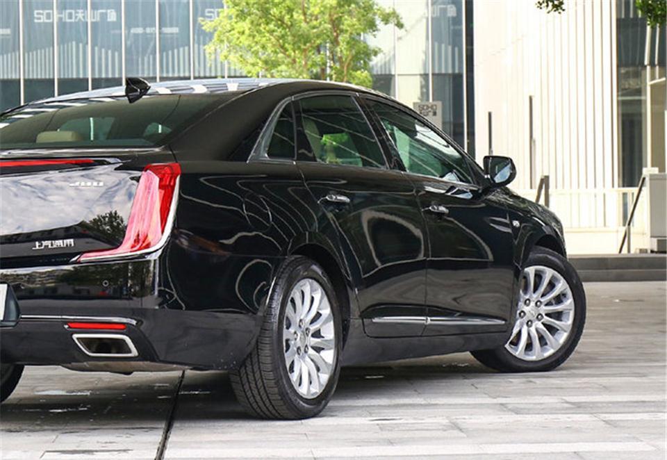 吃了&ldquo;車標&rdquo;虧的豪華轎車，車長超5米1，高速穩過E級，卻賣不動