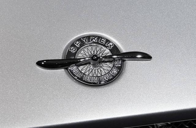 世界上較牛的6個車標(biāo)，懂車的人才能認(rèn)全，只認(rèn)識奔馳寶馬的退開