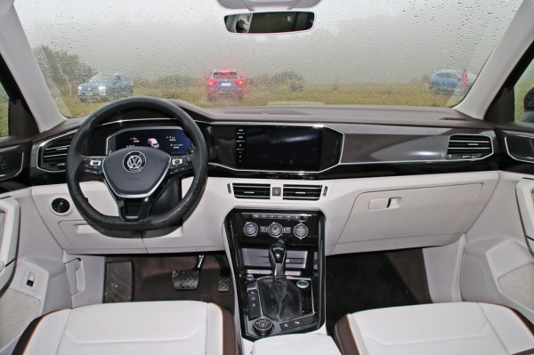 只有車標是國外的 這些&ldquo;專供車&rdquo;你會買么？