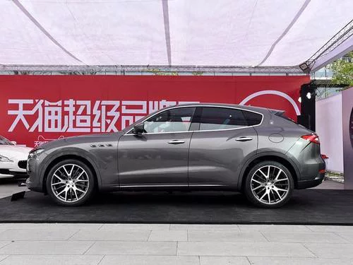 車標(biāo)是土豪象征！18秒賣100臺狂賺國人一個億