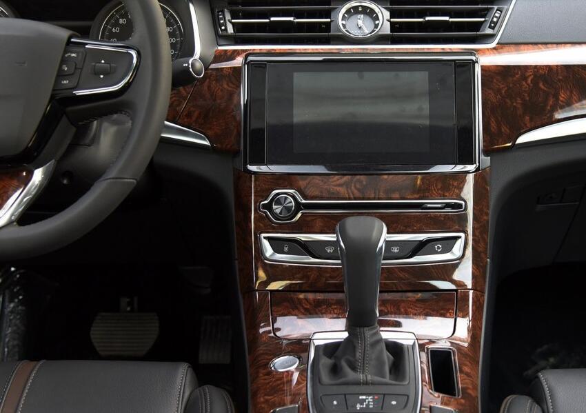 被車標(biāo)害慘的豪車，檔次不輸帕薩特，一路跌至不足15萬，就沒人買