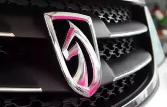 這么土的車標終于換了，寶駿這款車是開竅了，這個車標相當贊