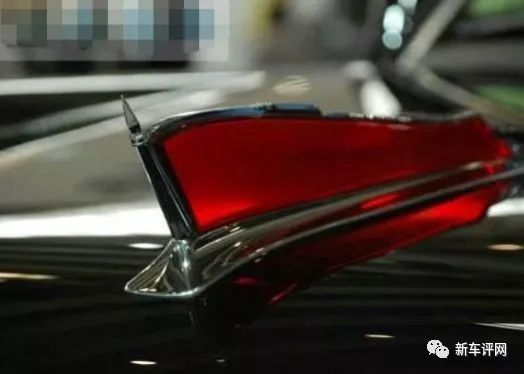 全球比較有&ldquo;價(jià)值&rdquo;幾個(gè)車標(biāo)，價(jià)值估計(jì)達(dá)到500億，有一個(gè)來自中