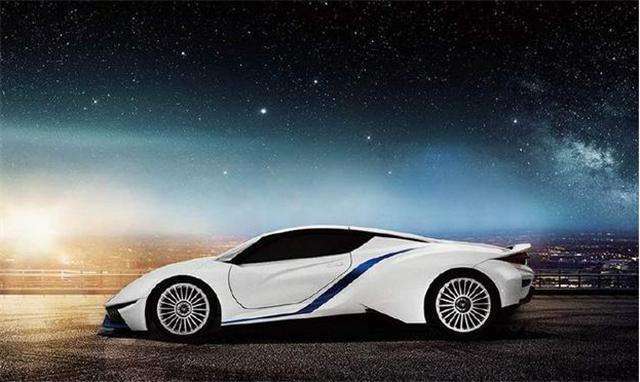 車標比BYD還難看，換標后，檔次完勝保時捷