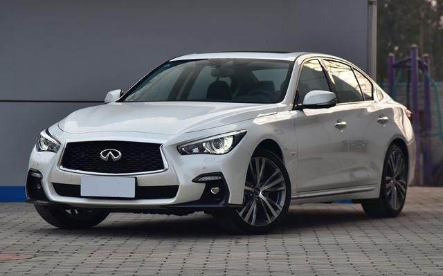 這車車標像奇瑞卻賣27萬，匹配奔馳發動機，寶馬都不敢小覷