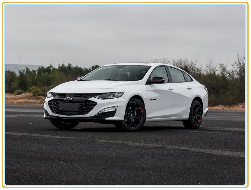 被車標害慘的B級車！車長4米9+進口發動機，跌破13萬，比雅閣厚道