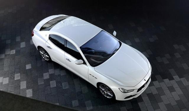 車標值300萬賣80萬，可坐進去連40萬的車都不如