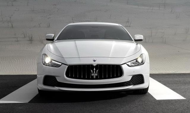 車標值300萬賣80萬，可坐進去連40萬的車都不如