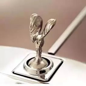 那些隱藏在各個車標背后的故事，你知道幾個？