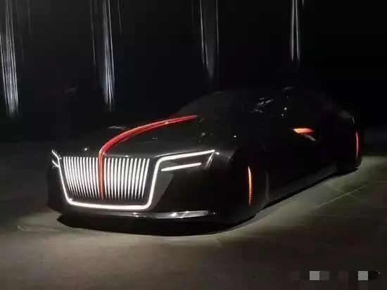 紅旗終于發(fā)威了，全新徽標(biāo)不愧是國(guó)產(chǎn)較美車標(biāo)，太漂亮了！