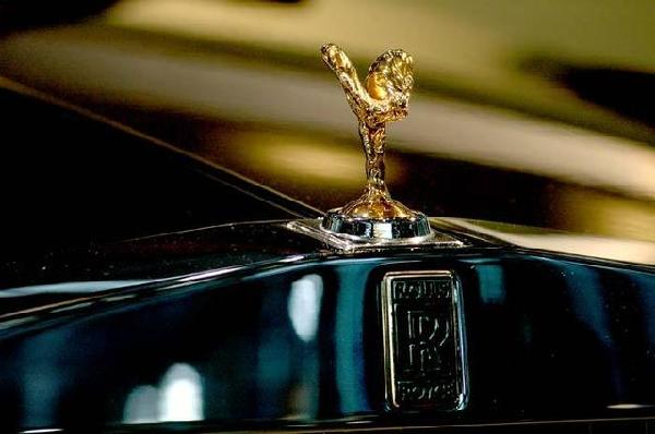 百萬豪車車標竟不如它？