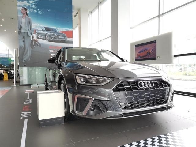 車(chē)標(biāo)是國(guó)人較愛(ài)，比寶馬3系帥氣，破百6.6秒，30.58w起