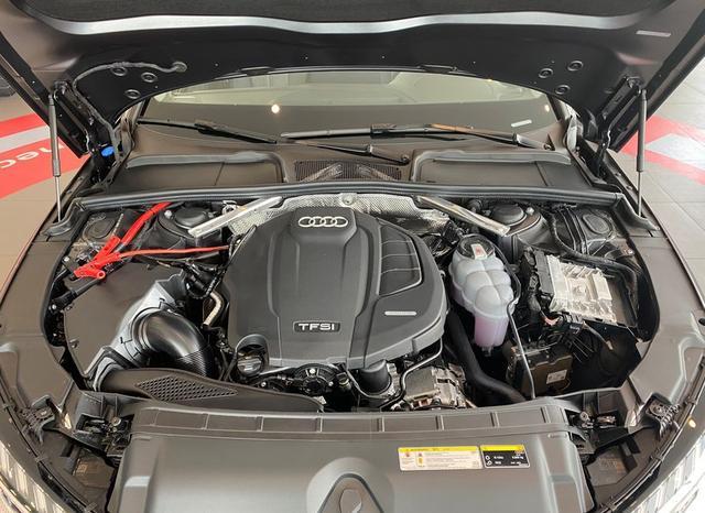 車(chē)標(biāo)是國(guó)人較愛(ài)，比寶馬3系帥氣，破百6.6秒，30.58w起