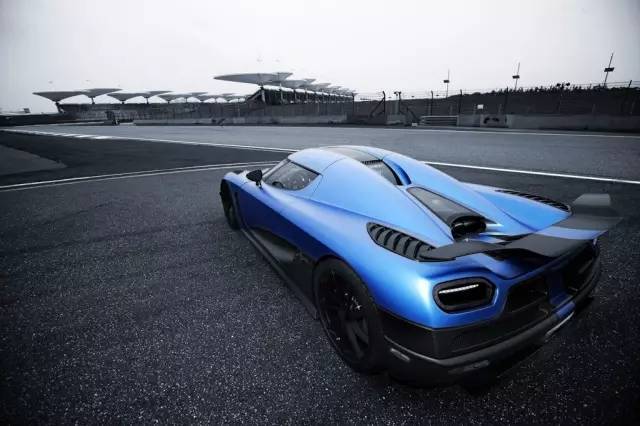 每款豪車LOGO背后都有一段不為人知的動人故事