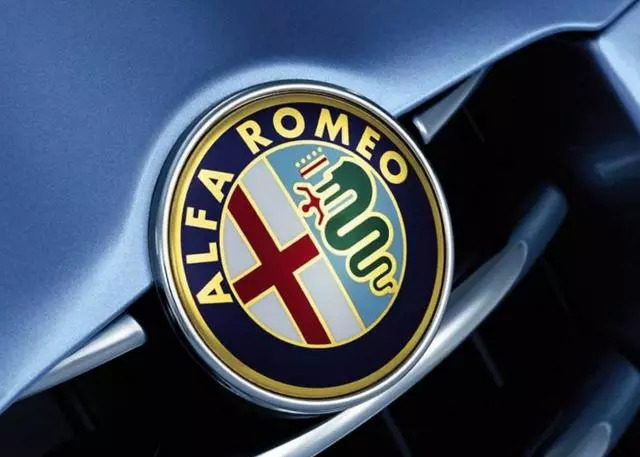 意大利汽車品牌果然任性，這款車的LOGO竟有吃人畫面