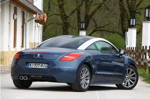 世界首款進口車標示漢語，國版大降價，秒殺進口原裝