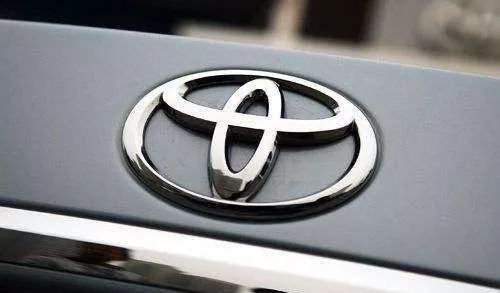 時隔30年豐田再換車標，這新LOGO能晃瞎你！
