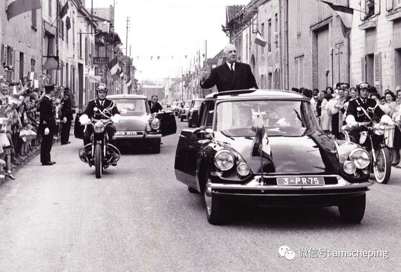 99.9%的人都不知道這車(chē)LOGO是雞！