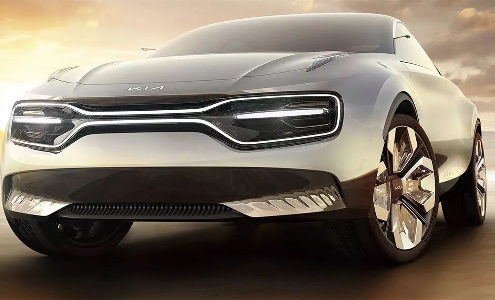 起亞概念汽車全新LOGO曝光。乍一看，還以為是KTV呢！