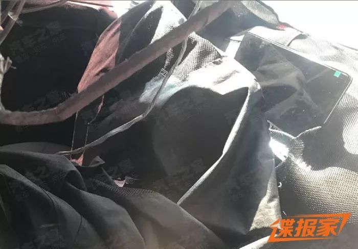 全新LOGO設計 吉利Ge11實車細節圖曝光