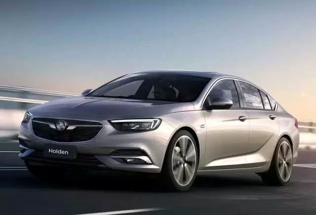 其實你的車還能貼另一個品牌的LOGO