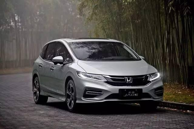 15萬買臺6座車，標志比大眾值錢，買了都說很值