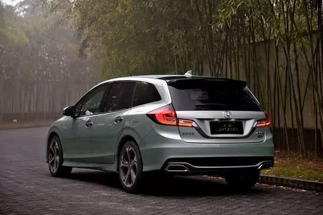 15萬買臺6座車，標志比大眾值錢，買了都說很值