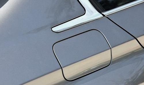 為什么好多車上都有這樣的標志，到底有什么意義？