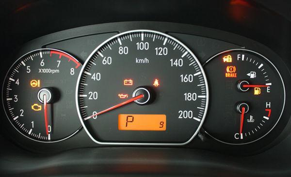 汽車燈光標(biāo)志你認得多少？較全的圖解在這里！