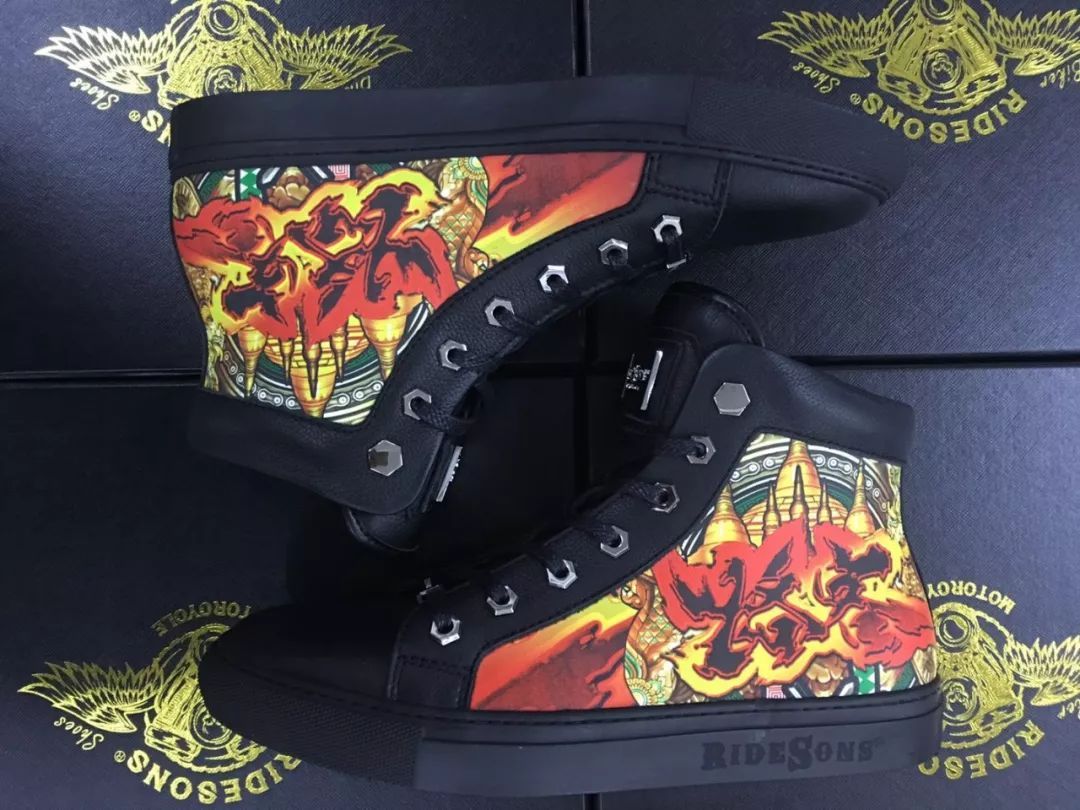 云南路客機車俱樂部logo設計與產品定制