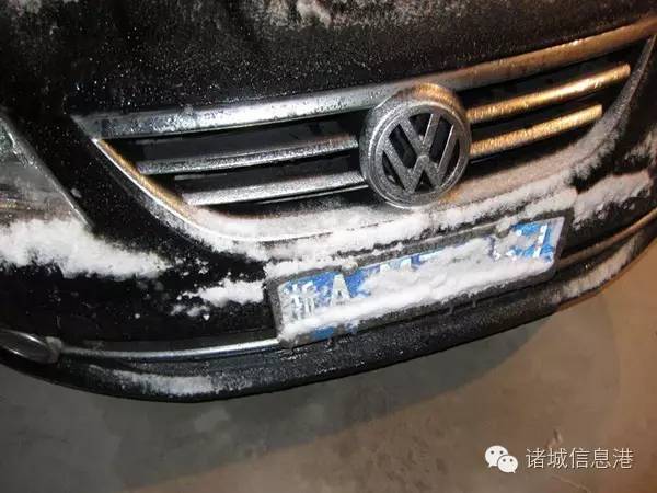 厲害了！汽車標志新玩法，柳市街頭偶遇馬自達變身&ldquo;貓頭鷹 &rdquo;