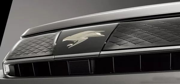 豐田發布新車，LOGO設計曝光！