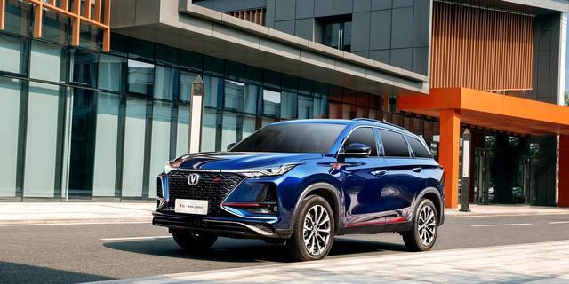 長安發布新LOGO，&ldquo;黑化&rdquo;車標是大勢所趨？網友：謳歌又尷尬了