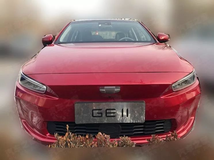 吉利新LOGO加持，這款車聽說要挑戰(zhàn)特斯拉Model 3！