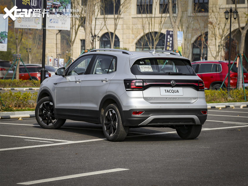 大眾新logo？車尾帶字母？這輛小型SUV不一般