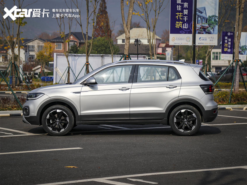 大眾新logo？車尾帶字母？這輛小型SUV不一般