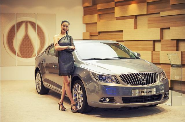 這些廠商給汽車換logo，真的有用？