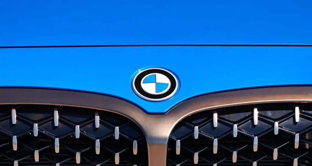 寶馬新LOGO：民間版VS官方版