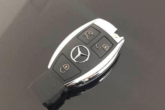 各種豪車的車鑰匙造型，較喜歡的就是瑪莎拉蒂，真好看！