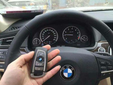 各種豪車的車鑰匙造型，較喜歡的就是瑪莎拉蒂，真好看！