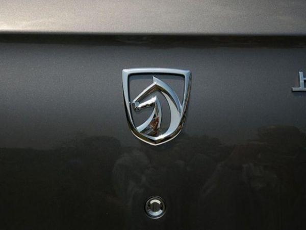 用馬做車標的四種車：較后一個和前面三個差距不是一般的大