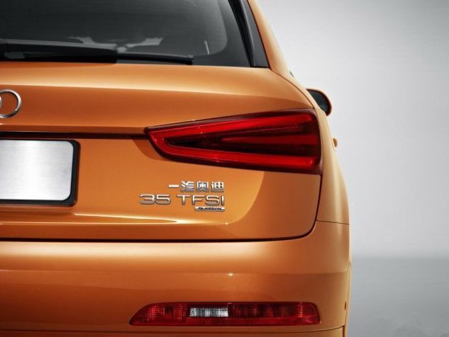 要你標志，不要你漢字！摳掉車標這事為何流行？