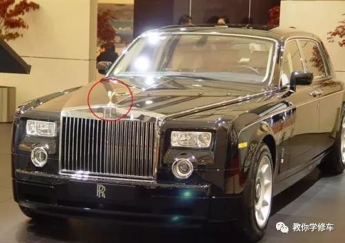 勞斯萊斯車標(biāo)一碰自動(dòng)收回，什么原理？