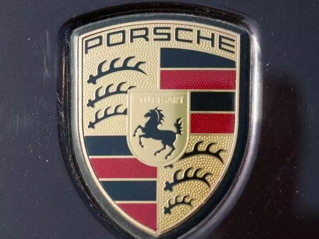 這四個車都用&ldquo;馬&rdquo;做車標，差距咋這么大呢！