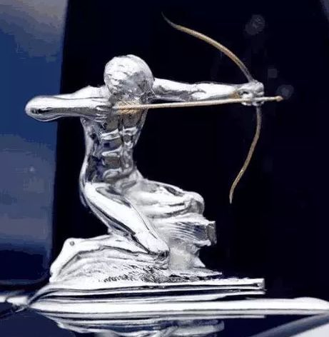 勞斯萊斯算什么！這幾個(gè)車標(biāo)完爆它！顛覆你想象！