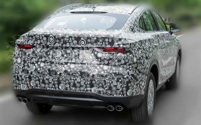 國產轎跑SUV新鮮出爐，V字車標果然漂亮，這顏值不輸寶馬X6